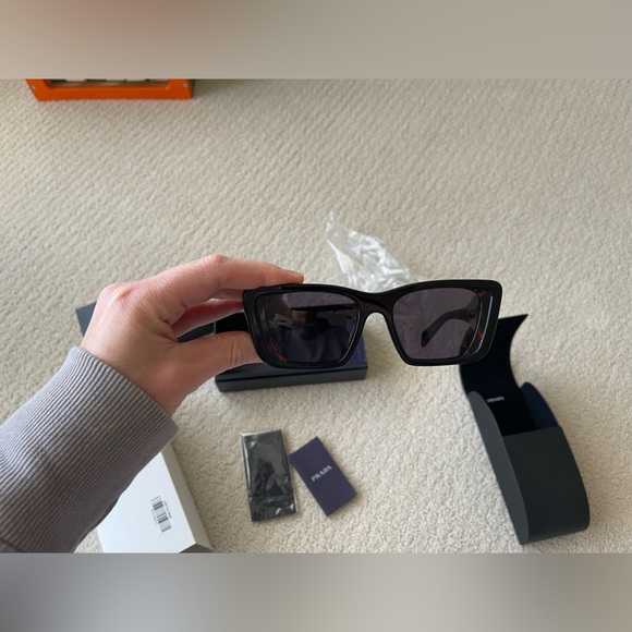 LIKE NEW PRADA sunglasses - Picture 11 of 11